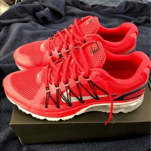 NIKE excellerate 3 AIRMAX (red)