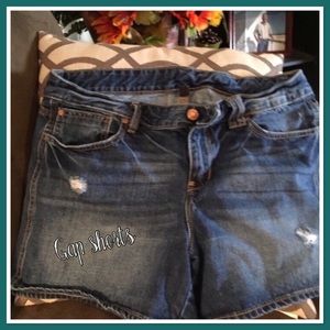 Gap shorts