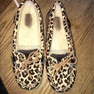 Lined Cheetah print sperrys