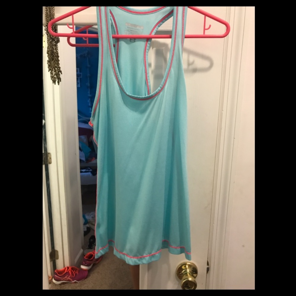 Workout tank top