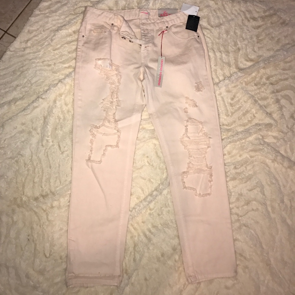 PRICE DROP! NWT Charlotte Russe cropped bf jeans👖