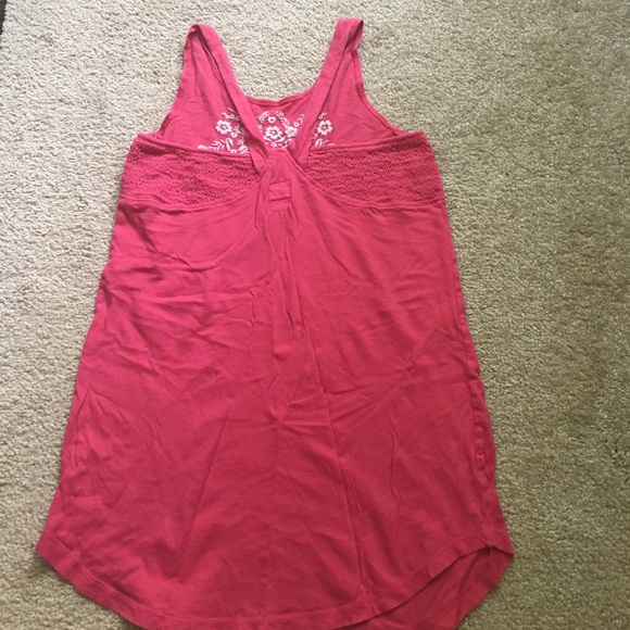 Pink Flower Embroidered Tank Top - Picture 3 of 4