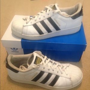 Adidas superstar