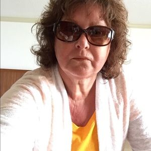 Meet your Posher, Paula