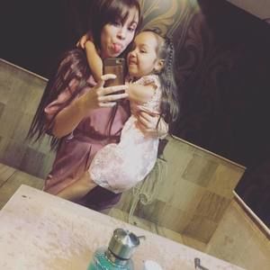 Meet your Posher, Valerie