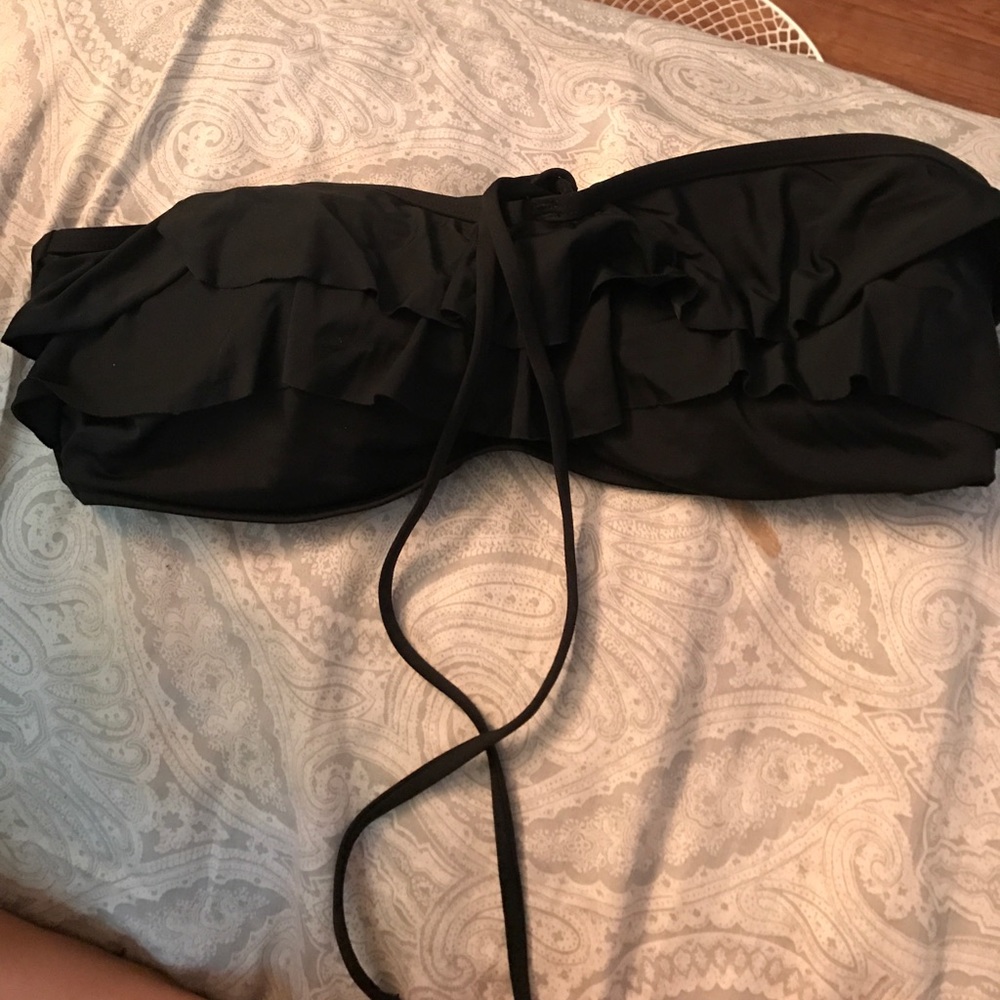 Black ruffles Bikini top