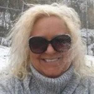 Meet your Posher, Beverly