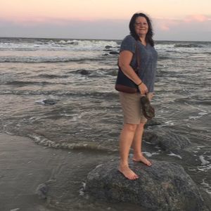 Meet your Posher, Debbie