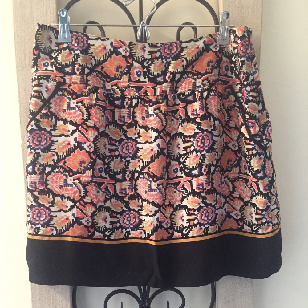 Dalia Collection Modern Fit Short skirt