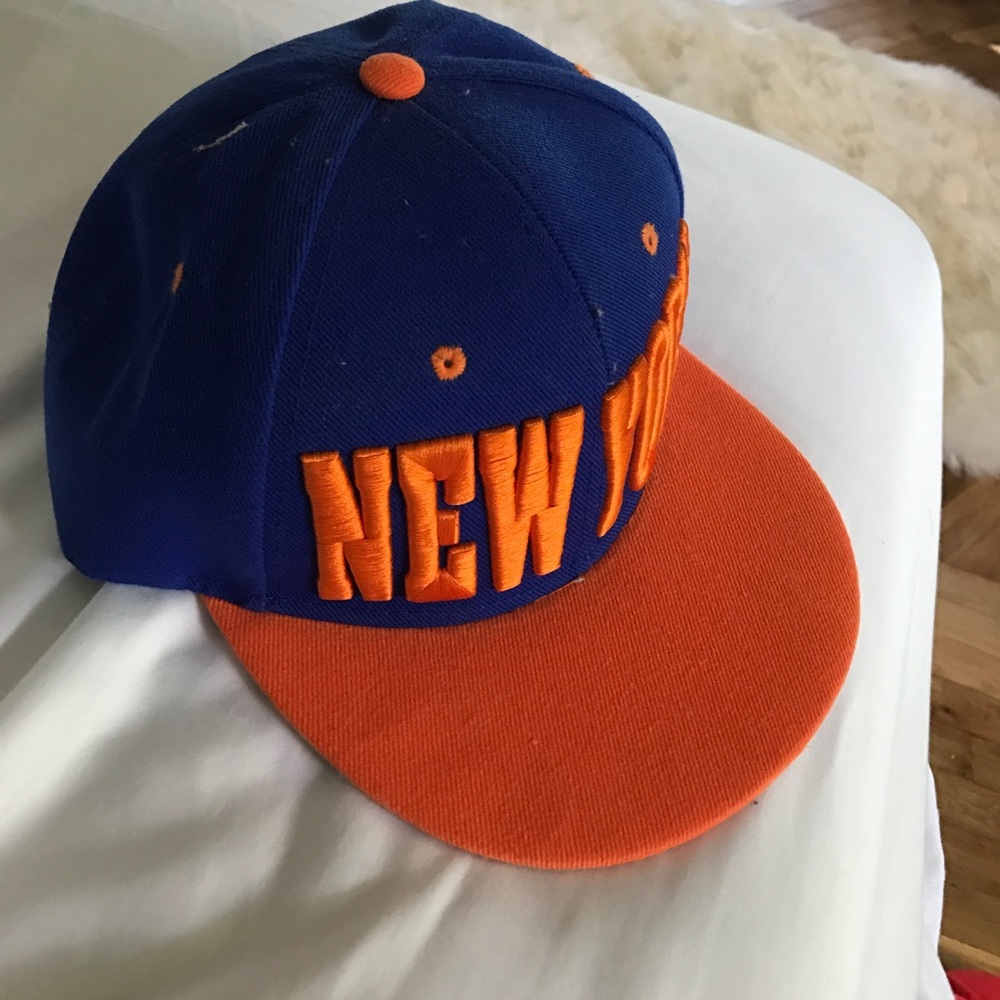 hat - Picture 2 of 2