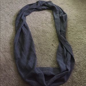 Simply Noelle infinity scarf