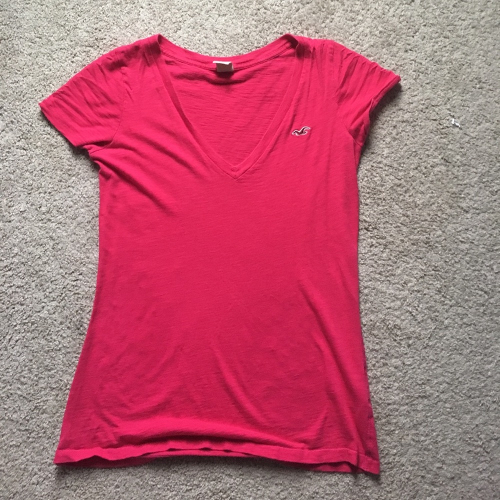 Hollister tee