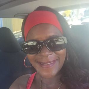 Meet your Posher, Paula