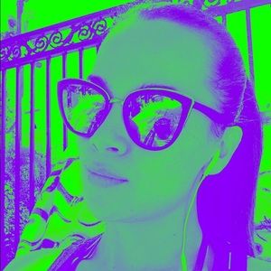 Meet your Posher, Paulina