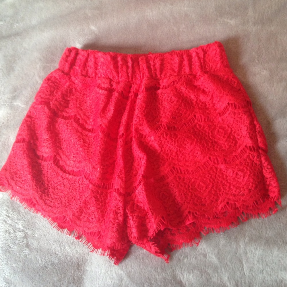 Red Charlotte Russse lace shorts❤️