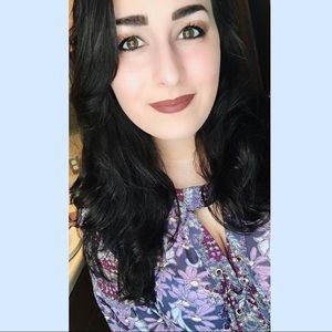 Meet your Posher, Alyssa