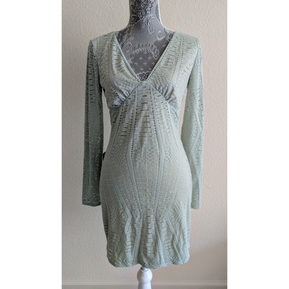 Bebe Green "Deep V Open Back Dress," M (NWT)