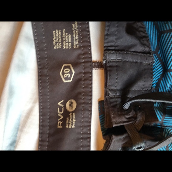 RVCA bathing suit - Picture 2 of 4