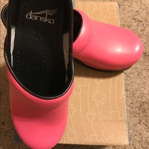 Women's Dansko new