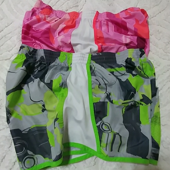 💀 2 Pairs! Running Shorts sz M - Picture 4 of 5