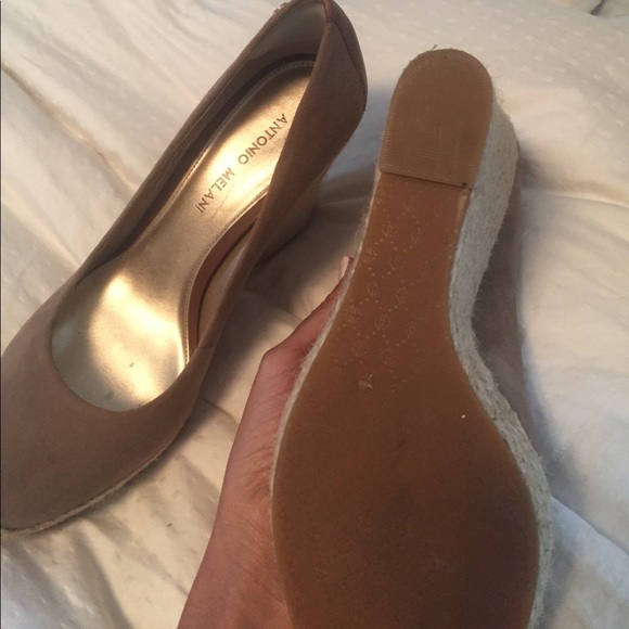 Shoes - Picture 2 of 4