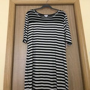 NWT- Julia, size XL