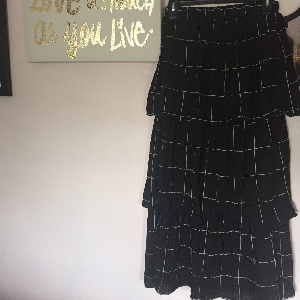 Ruffled skirt