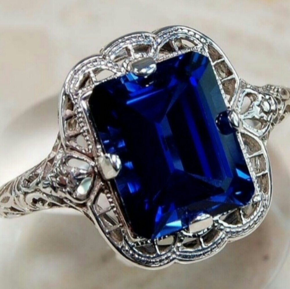 👯(SOLD)   2kt Blue Sapphire 925 Sterling Ring👯