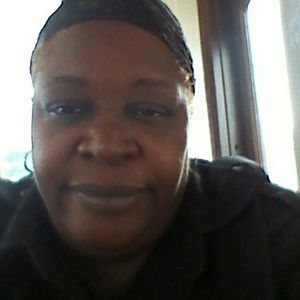 Meet your Posher, Cynthia