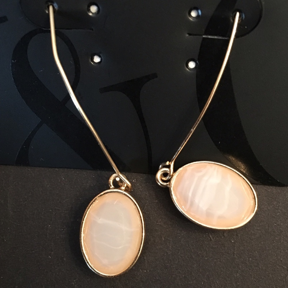 Stone drop earrings