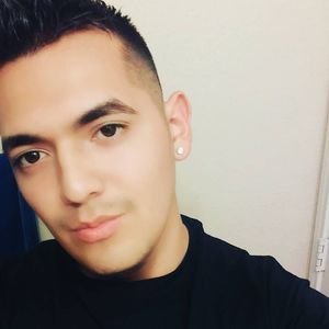 Meet your Posher, Aaron