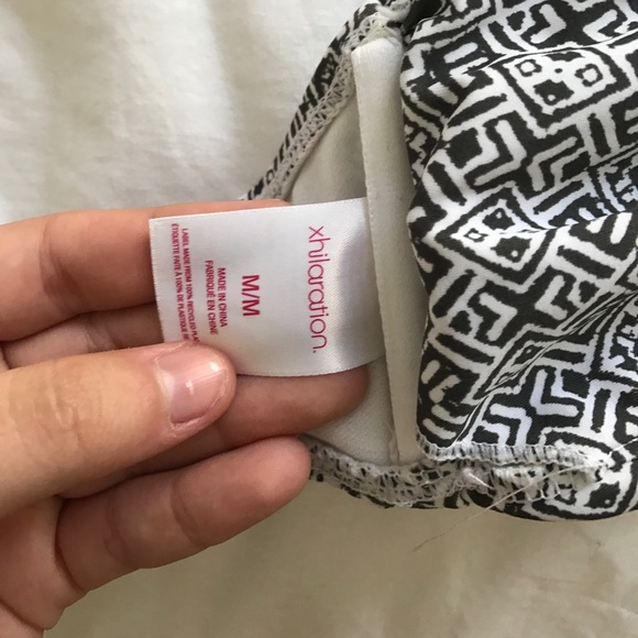 Bikini - Picture 3 of 3