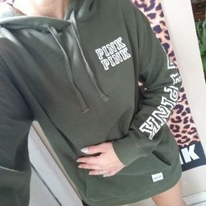 EUC, vs pink oversized hoodie
