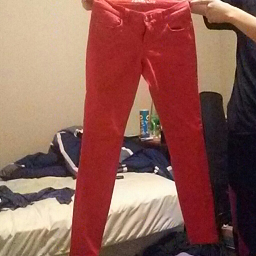 Red skinny jeans