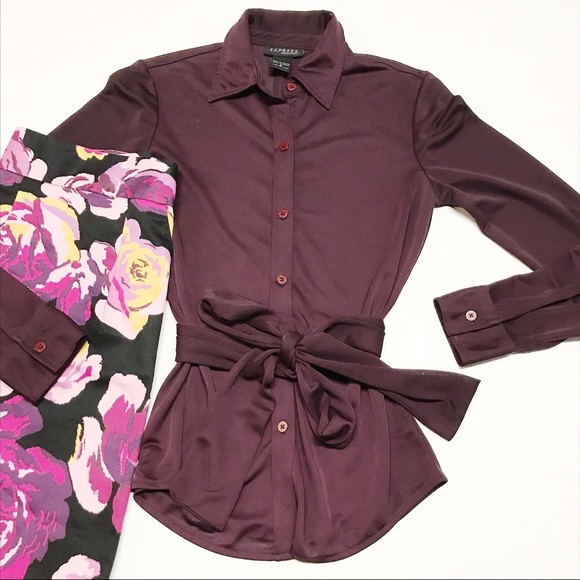 Express Tops - Express button down red wine top small