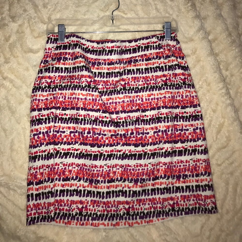 Ann Taylor skirt w/pockets