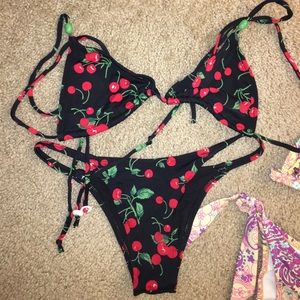 Brazilians and Costa Rican small bathing suits