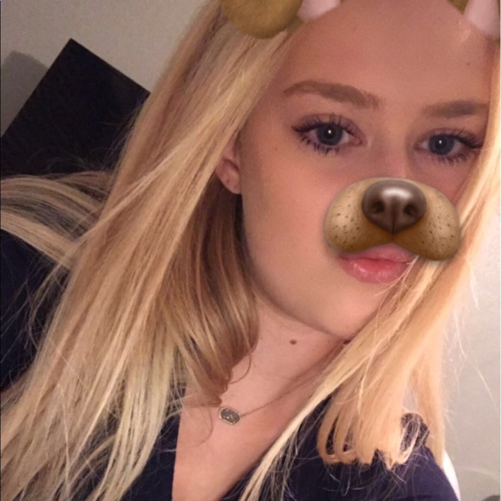 Meet your Posher, Reagan