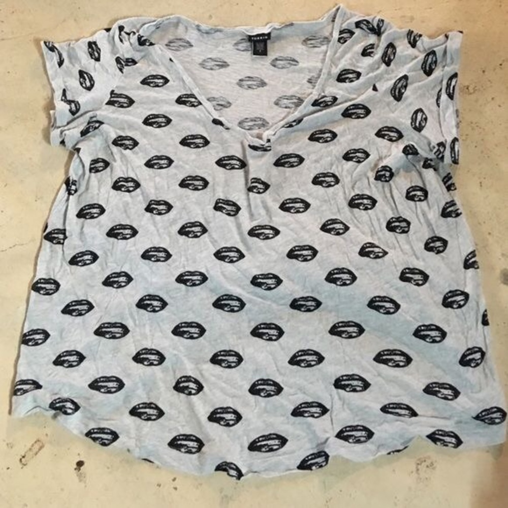 Lips T-shirt Top ~