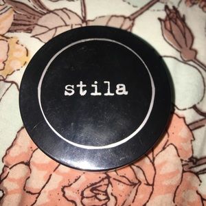 Stila set & illuminate baked powder trio