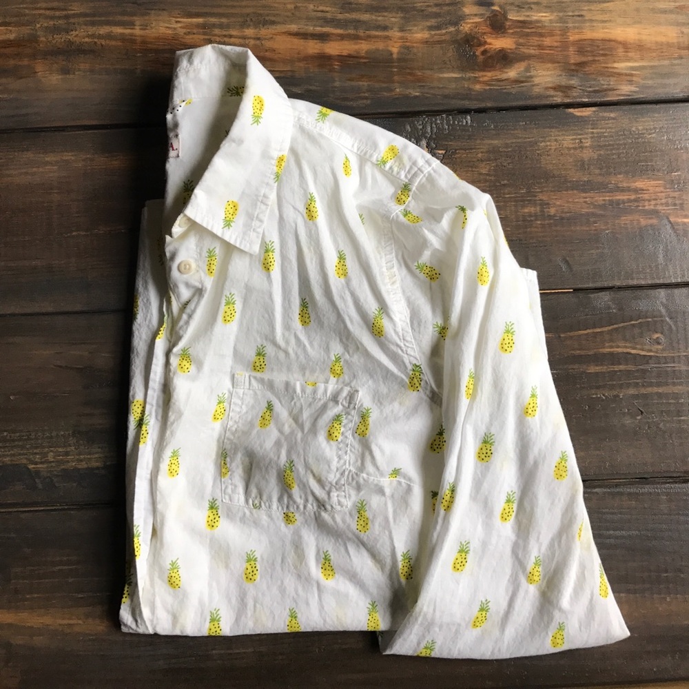 🍍pineapple button up shirt 🍍