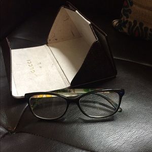 Gucci glasses