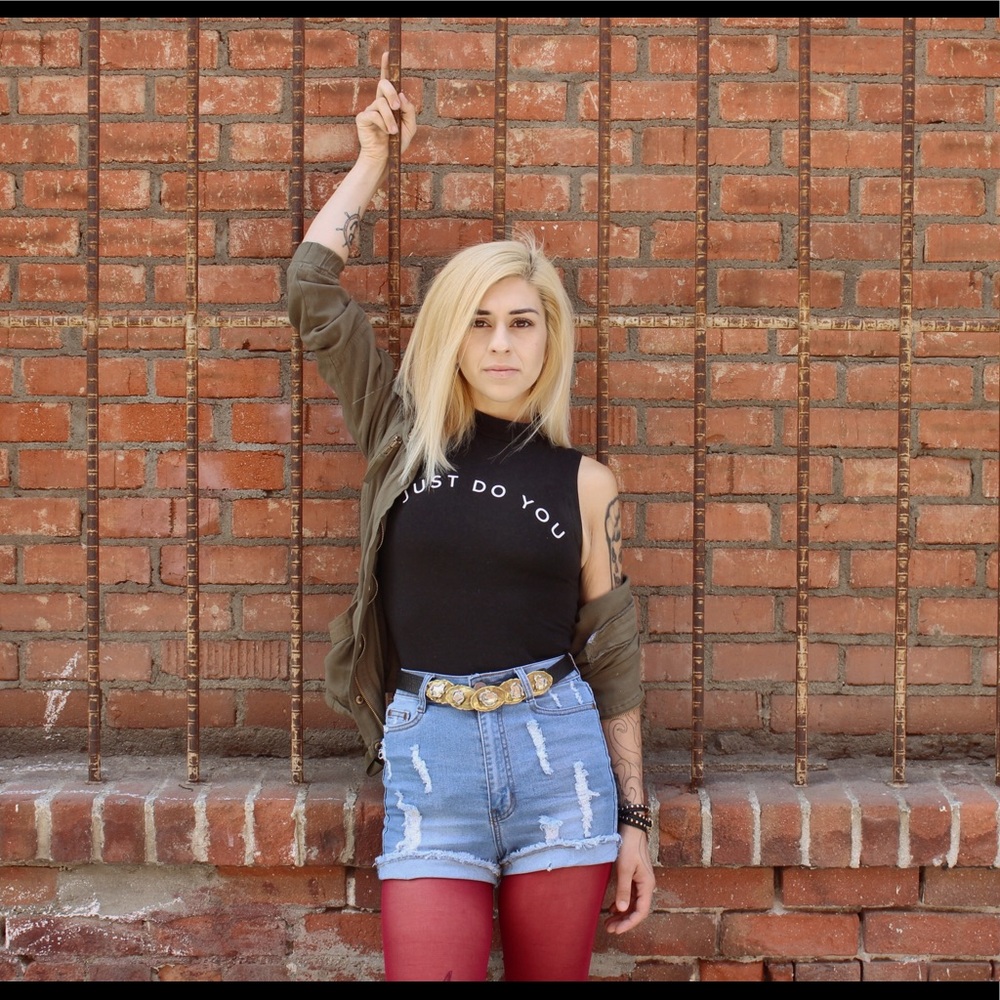 Meet your Posher, Valerie