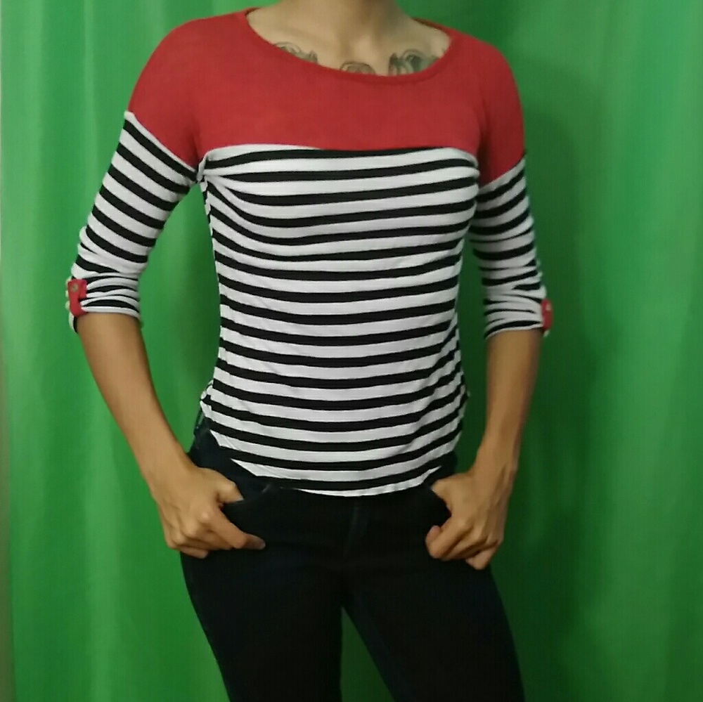 Stripped Half Sleeve