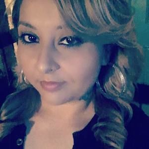 Meet your Posher, Lizbeth