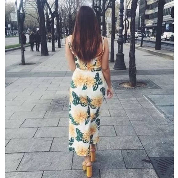 🌻Zara Floral Multicolor Printed Flowing Jumpsuit - Picture 5 of 8