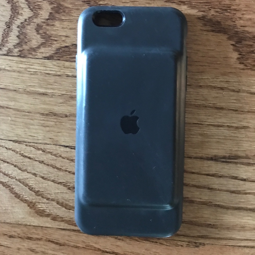 Apple iPhone 6 charging case