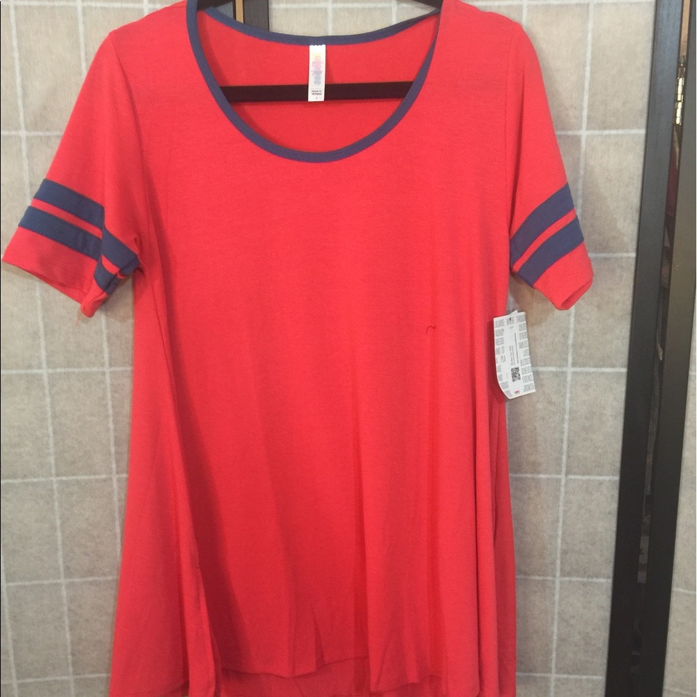 Lularoe small perfect t nwt unicorn