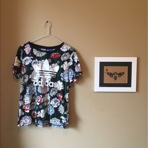 Adidas Oversized Flower/Floral Tee