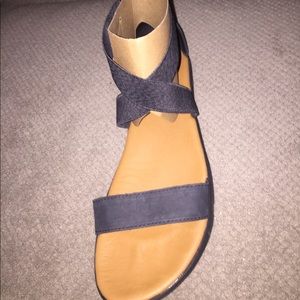 Reef Sandal
